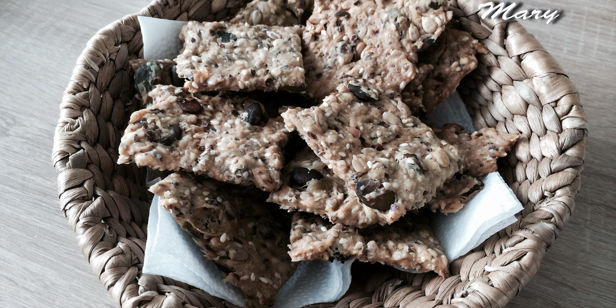 blog-recept-krekry-zo-semienok-bez-lepku-bez-cukru-dobru-chut